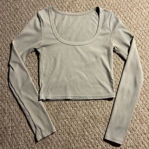 Ribbed Knit Scoop Neck Crop Tee